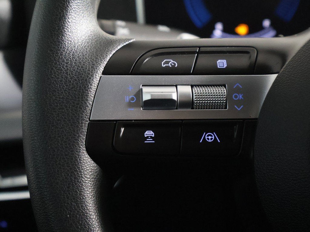 Used 2025 Hyundai Sonata SE image 35