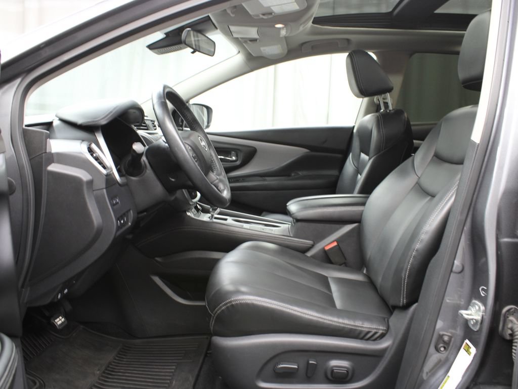 Used 2023 Nissan Murano SV AWD/4WD image 14