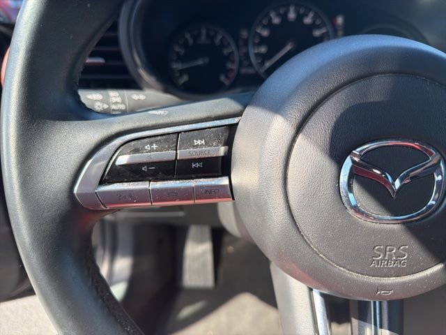 Used 2020 MAZDA MAZDA3 Premium image 19