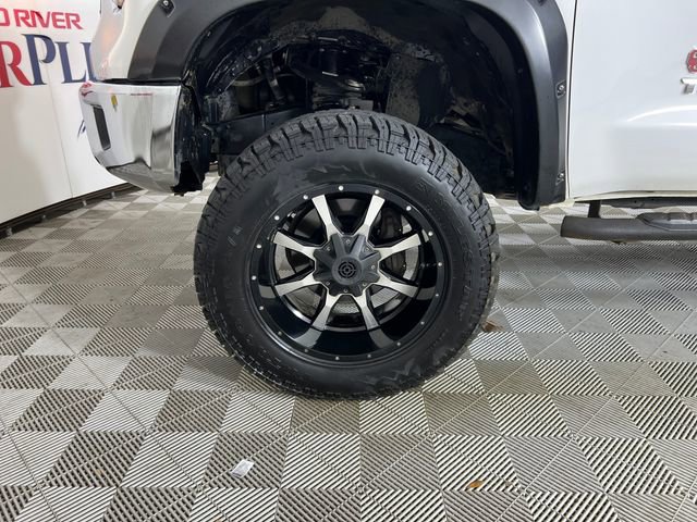Used 2016 Toyota Tundra SR5 w/ SR5 Upgrade Package RWD image 24