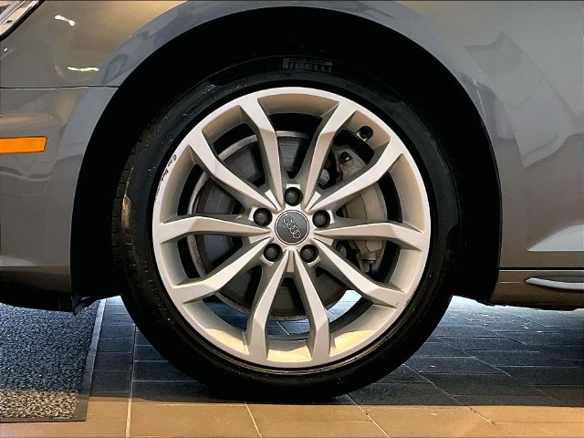Used 2019 Audi A4 2.0T Premium Plus w/ Premium Plus Package AWD/4WD image 11