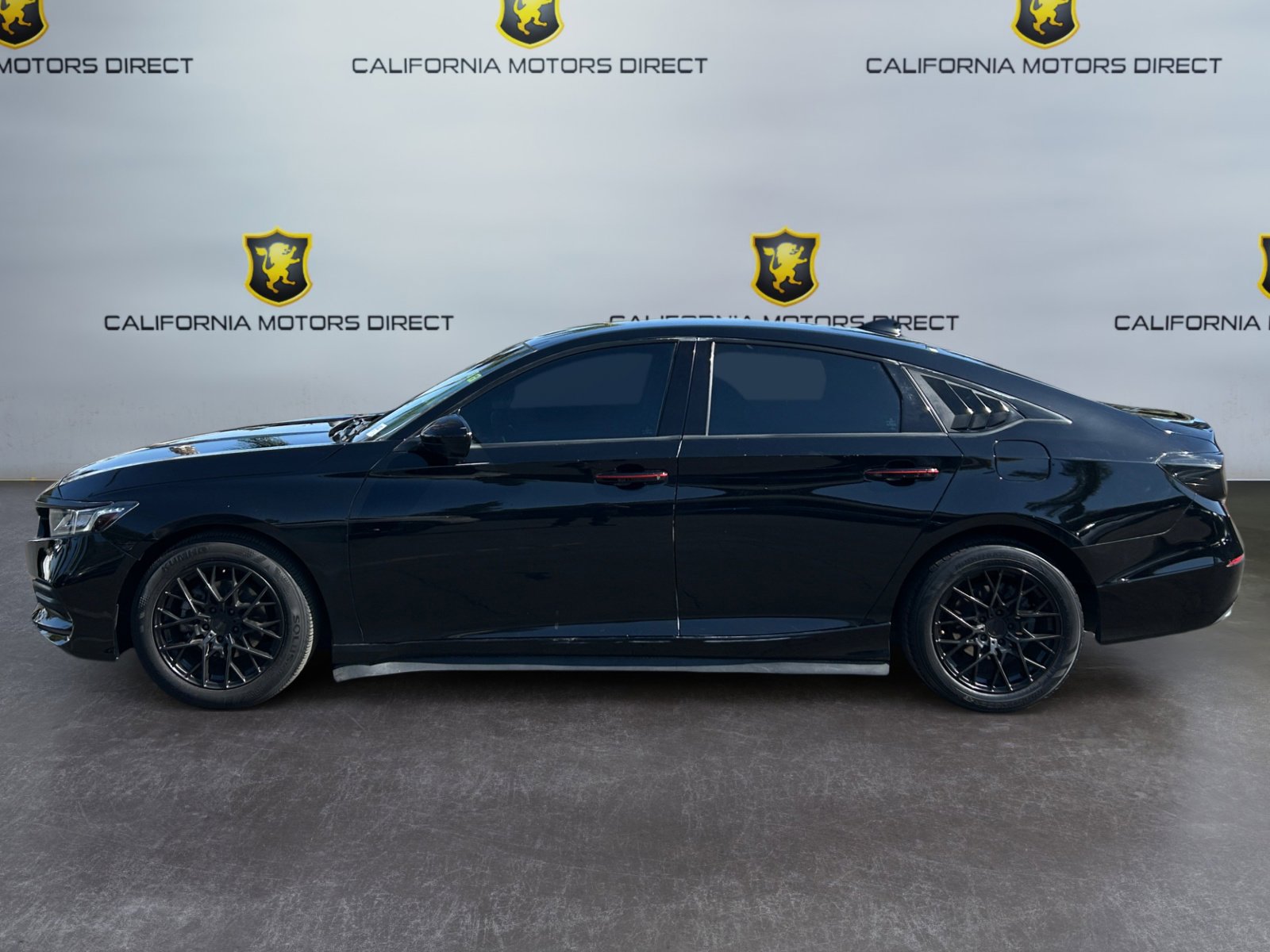 Used 2019 Honda Accord LX image 2