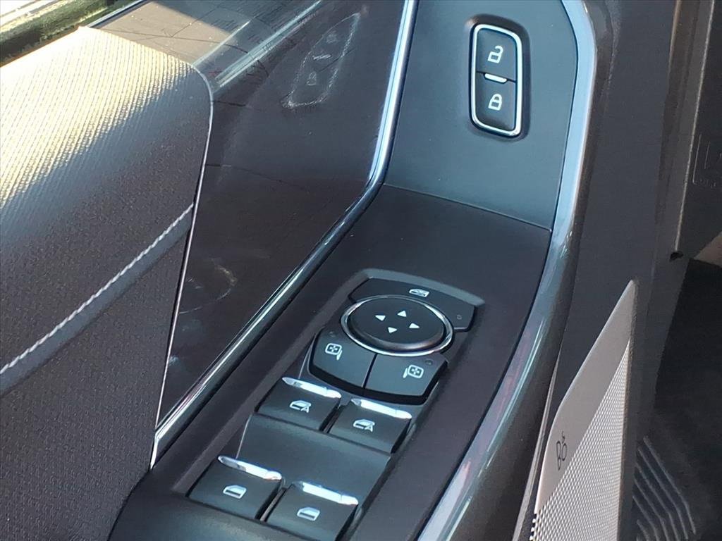 Used 2022 Ford F150 XLT w/ Equipment Group 302A High image 13