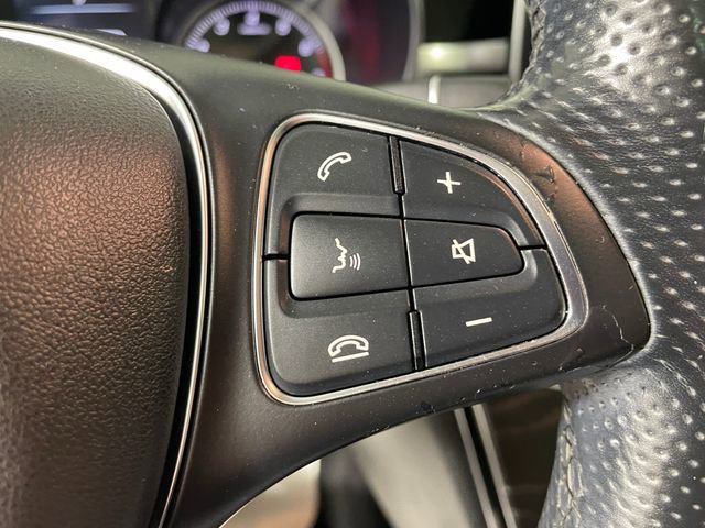 Used 2015 Mercedes-Benz C 300 4MATIC Sedan image 12