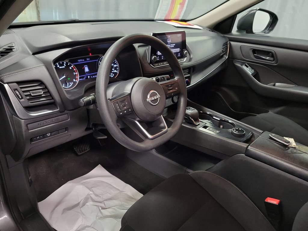 Used 2024 Nissan Rogue S AWD/4WD image 13