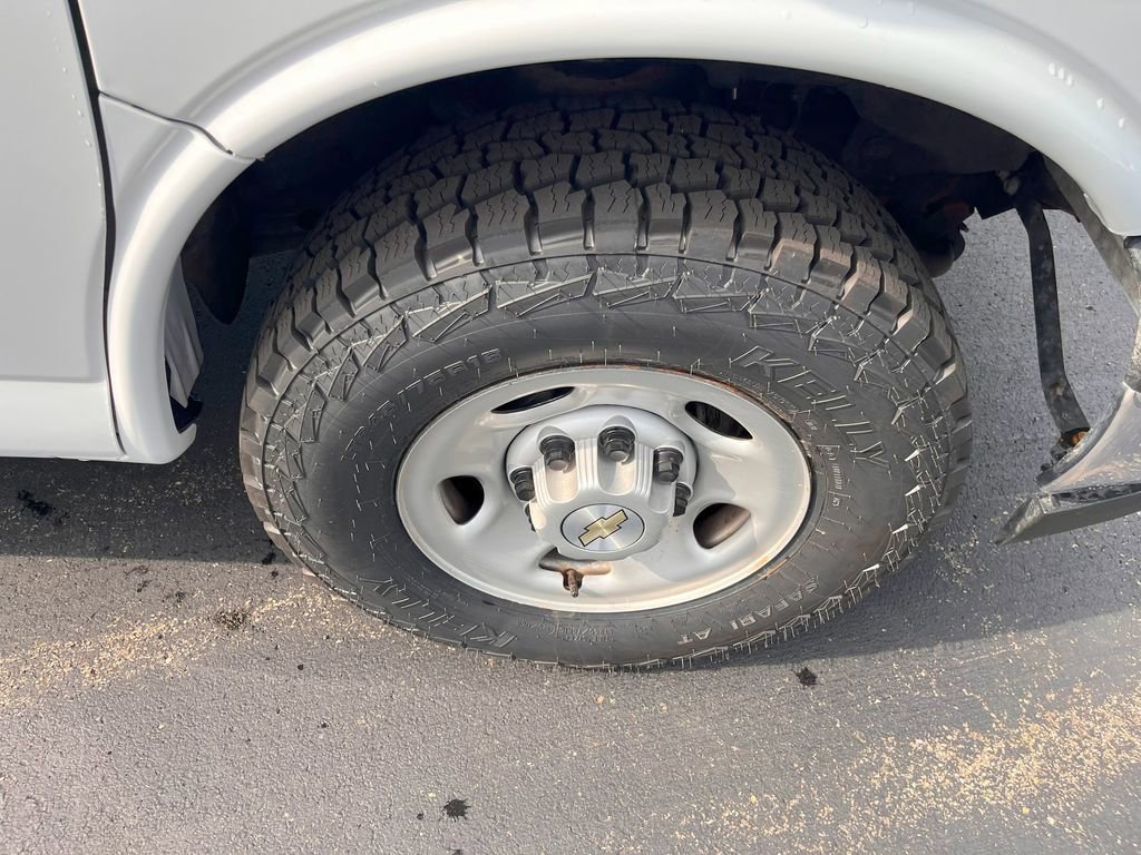 Used 2023 Chevrolet Express 2500 Extended w/ Chrome Appearance Package image 16