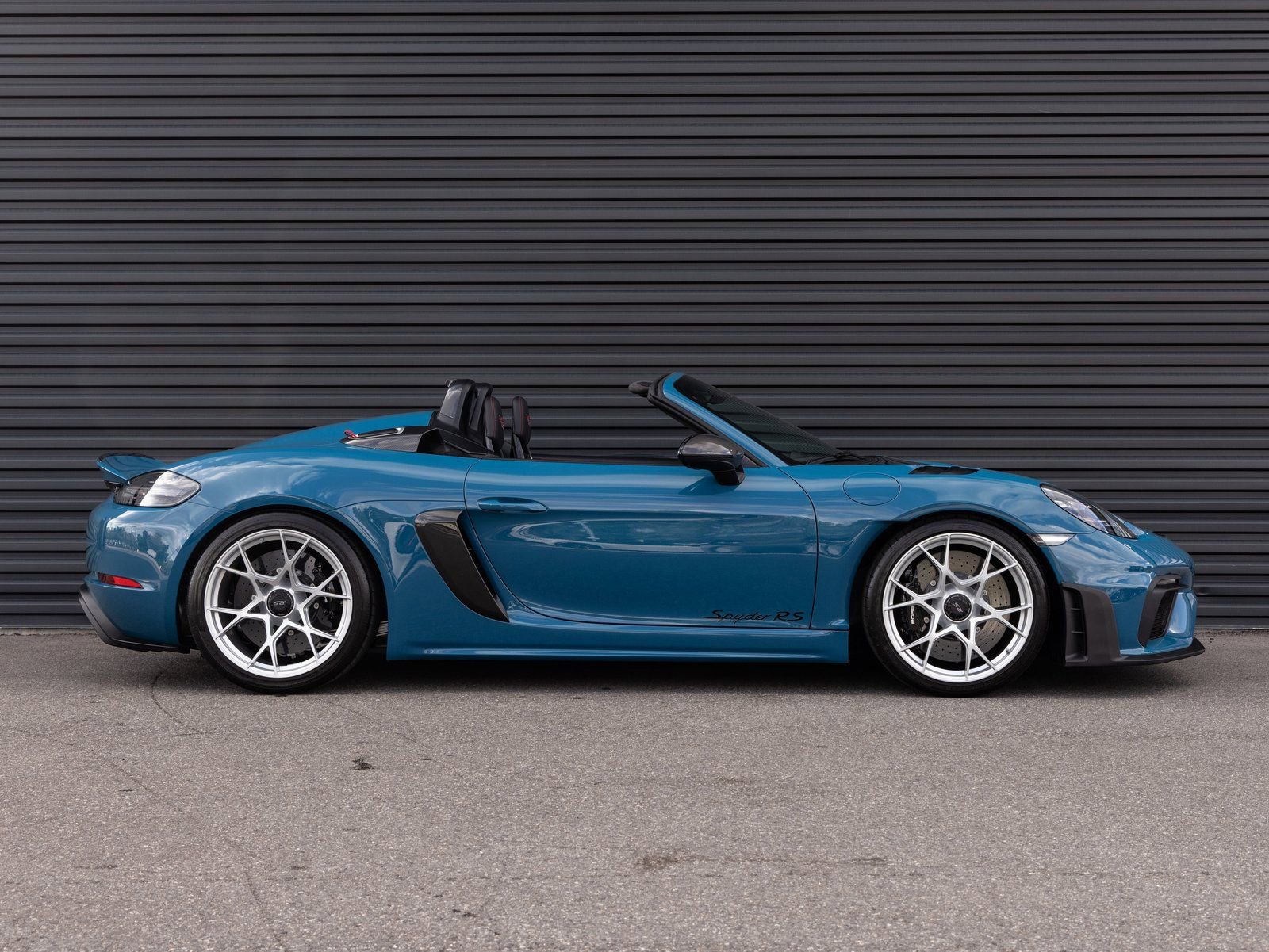 Certified 2024 Porsche 718 Boxster Spyder RS image 9