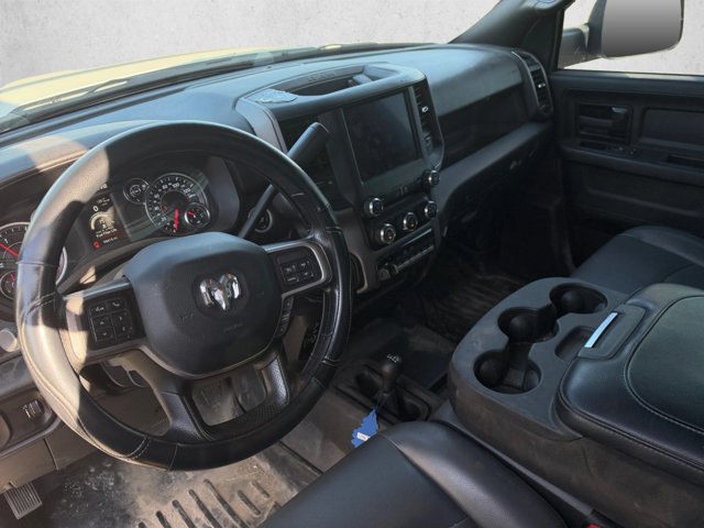 Used 2022 RAM 3500 Tradesman w/ Chrome Appearance Group AWD/4WD image 10