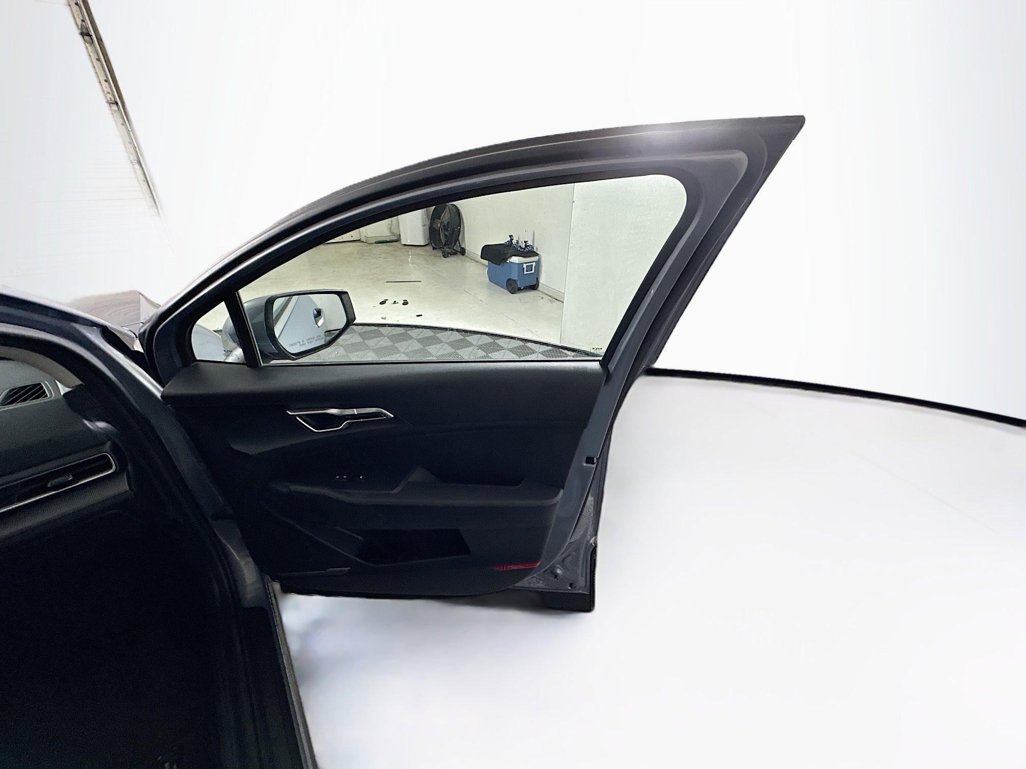 Used 2025 Kia Sportage LX image 31