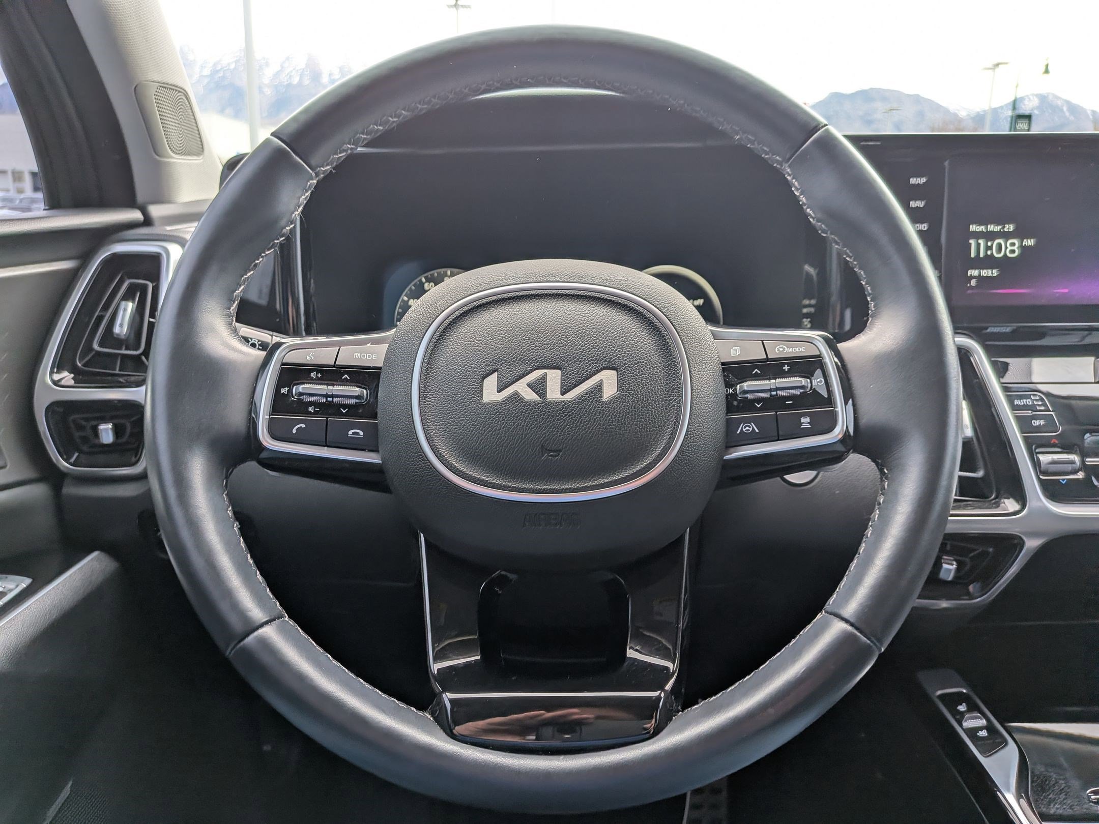 Used 2023 Kia Sorento SX image 19