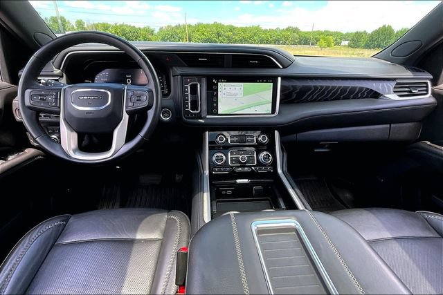 Used 2023 GMC Yukon Denali w/ Max Trailering Package AWD/4WD image 7