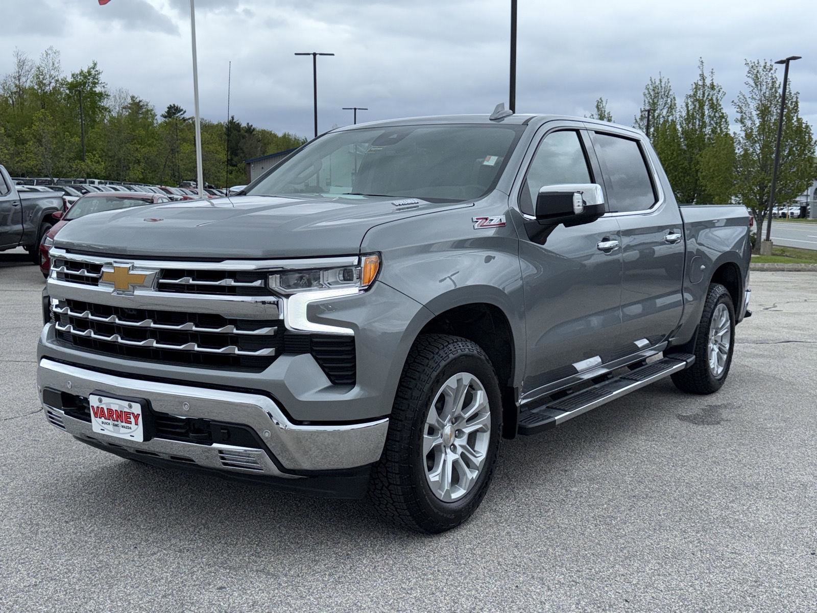 Used 2025 Chevrolet Silverado 1500 LTZ image 1