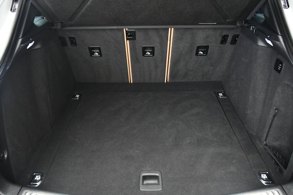 Certified 2023 Porsche Macan S AWD/4WD image 52
