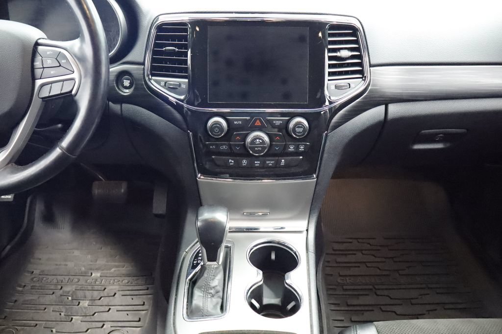 Certified 2021 Jeep Grand Cherokee Laredo X AWD/4WD image 19