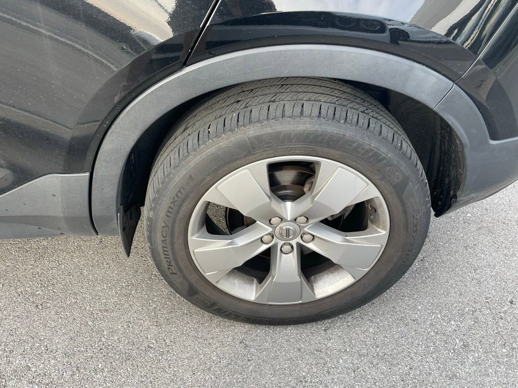 Used 2020 Volvo XC40 T5 Momentum AWD/4WD image 9