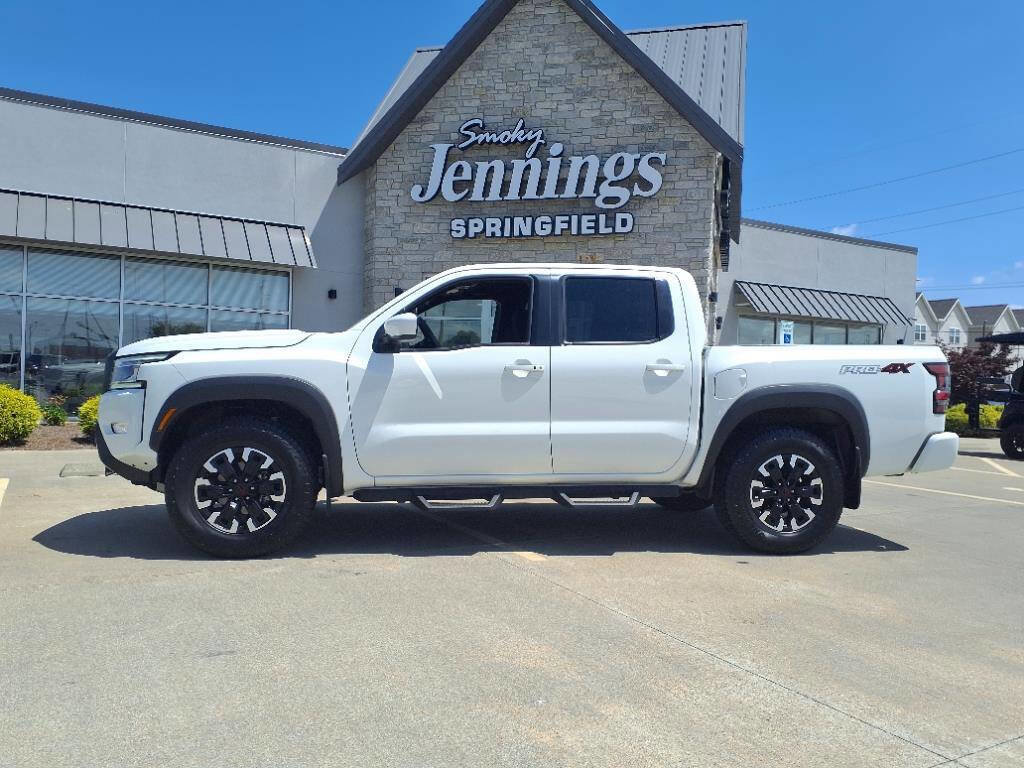 Used 2023 Nissan Frontier PRO-4X w/ Tow Package image 2