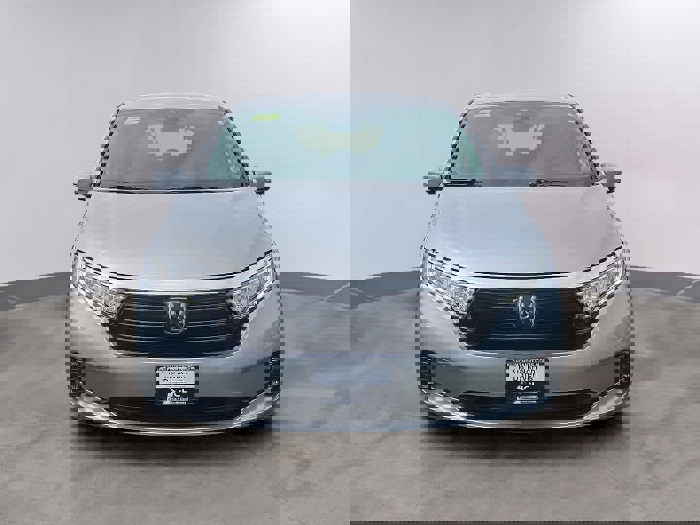 Used 2024 Honda Odyssey EX-L image 2