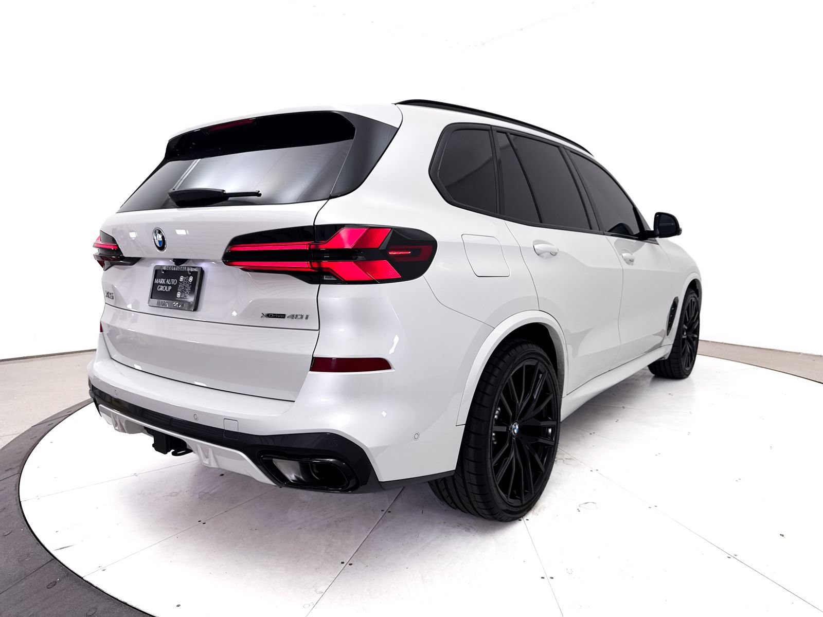 Used 2024 BMW X5 xDrive40i w/ Executive Package AWD/4WD image 20