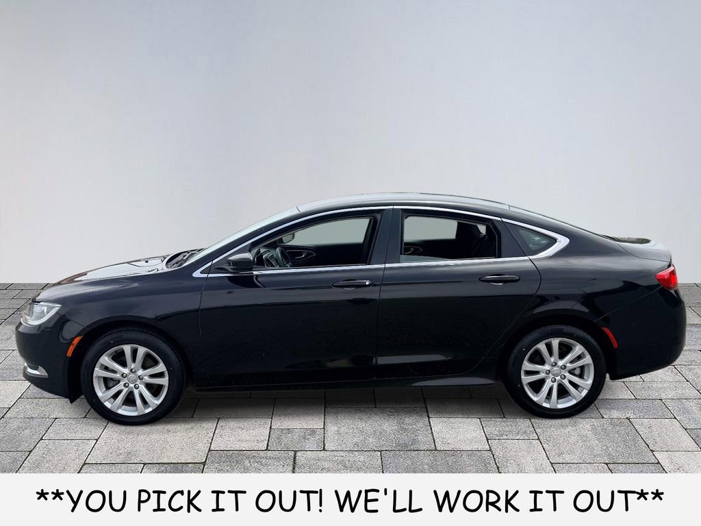 Used 2016 Chrysler 200 Limited FWD image 4