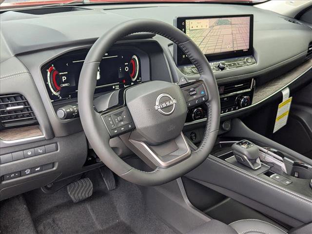 New 2026 Nissan Rogue Platinum image 3