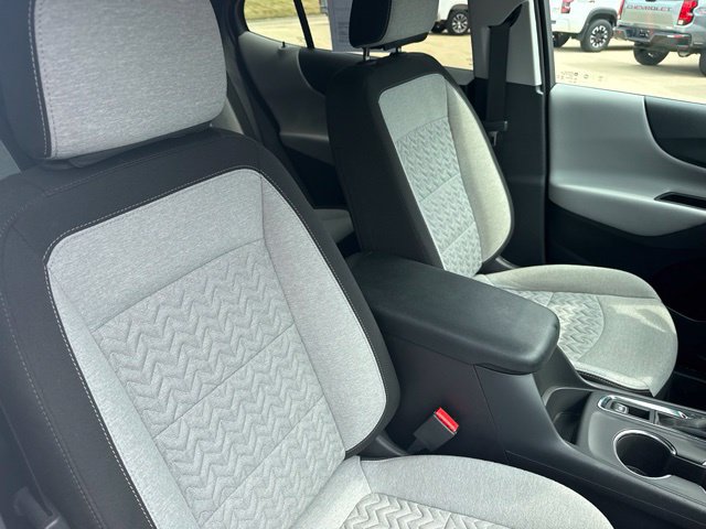 Used 2024 Chevrolet Equinox LS w/ LS Convenience Package FWD image 29