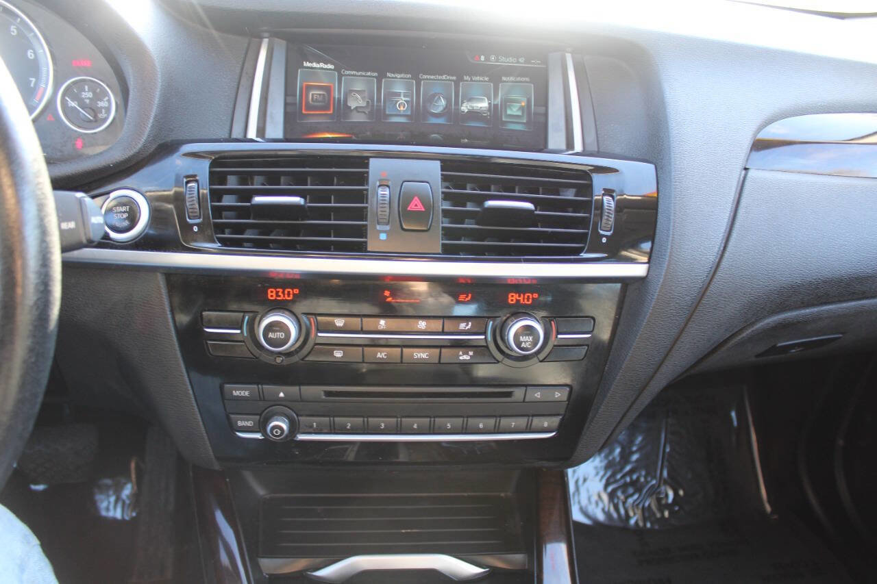 Used 2017 BMW X3 sDrive28i image 12