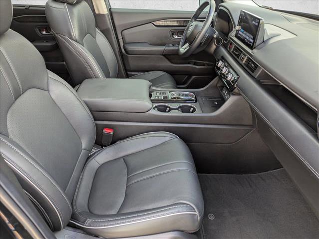 Certified 2025 Honda Pilot Elite image 28