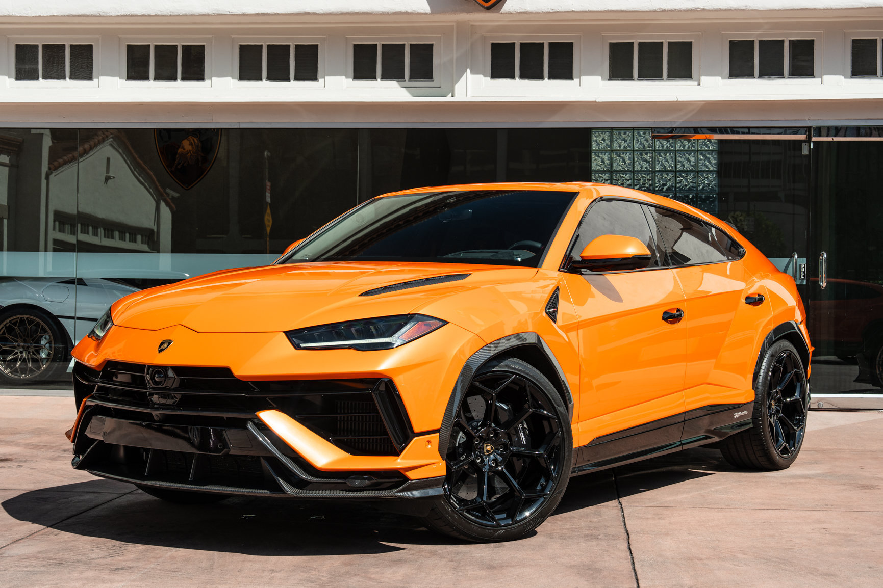 Used 2024 Lamborghini Urus Performante AWD/4WD image 18