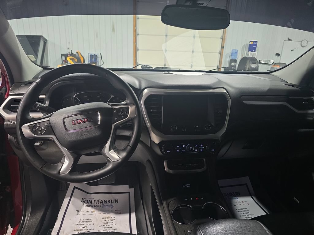 Used 2023 GMC Acadia SLT AWD/4WD image 15