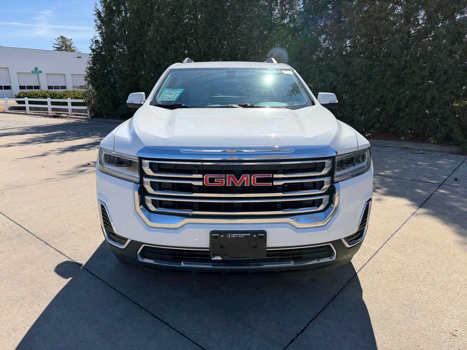 Used 2020 GMC Acadia SLE w/ Driver Convenience Package image 6