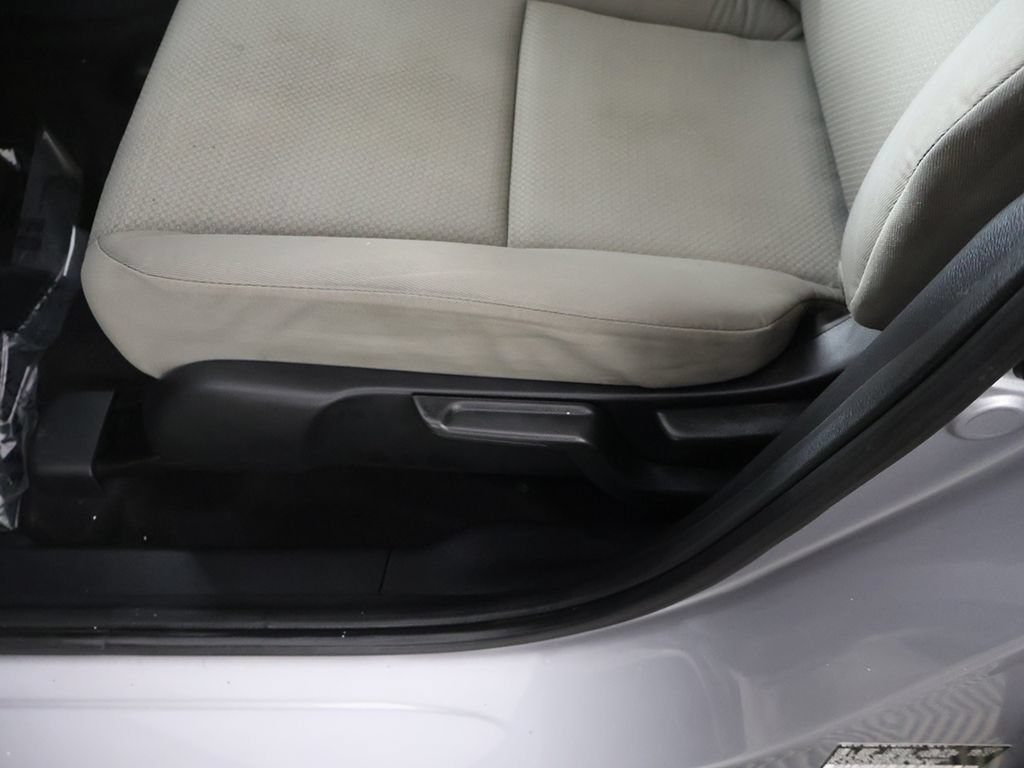 Used 2022 Honda HR-V LX image 25