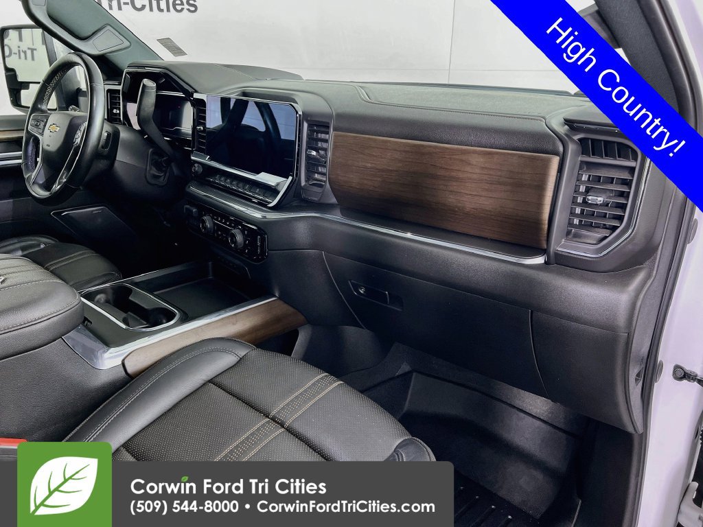Used 2024 Chevrolet Silverado 3500 High Country w/ High Country Premium Package AWD/4WD image 30