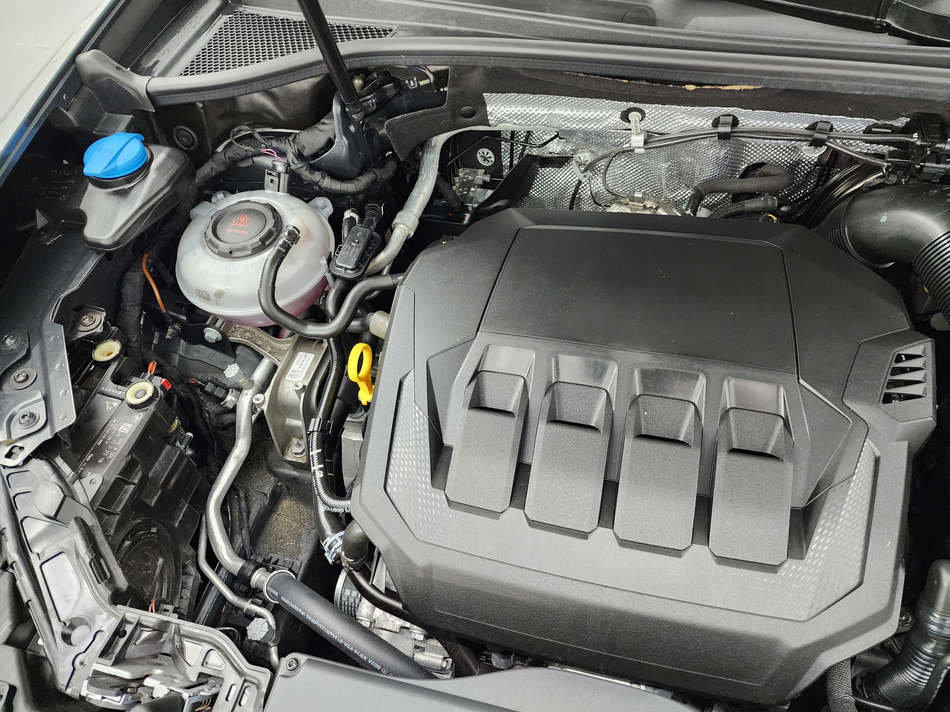 Used 2024 Audi Q3 2.0T Premium image 19