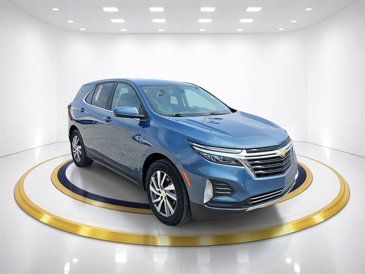 Used 2024 Chevrolet Equinox LT FWD image 3