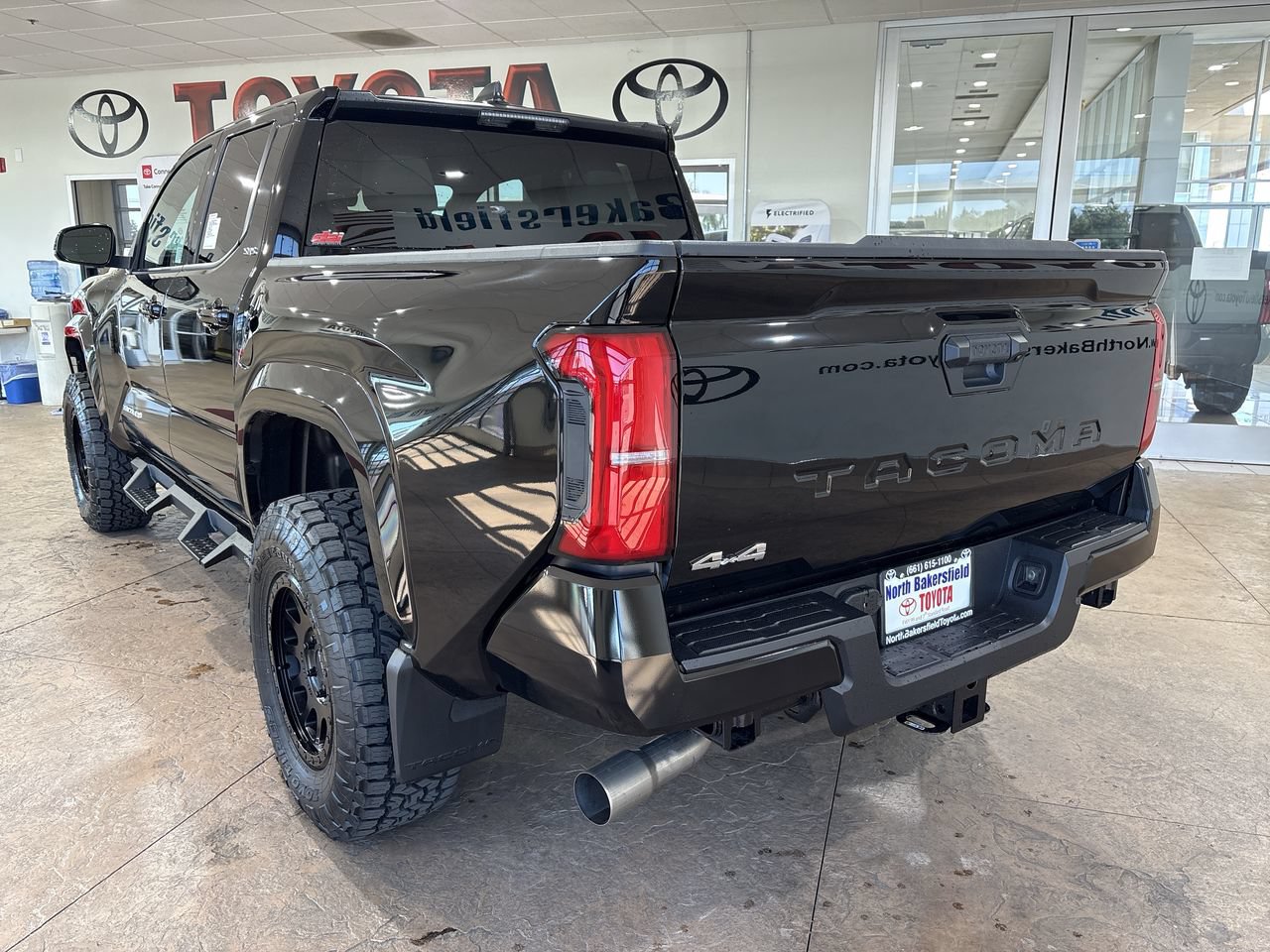 New 2026 Toyota Tacoma SR5 AWD/4WD image 8