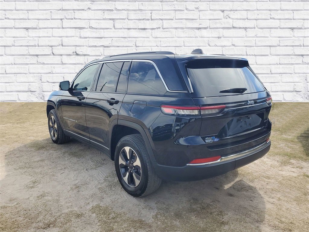 Used 2024 Jeep Grand Cherokee Limited 4xe image 3