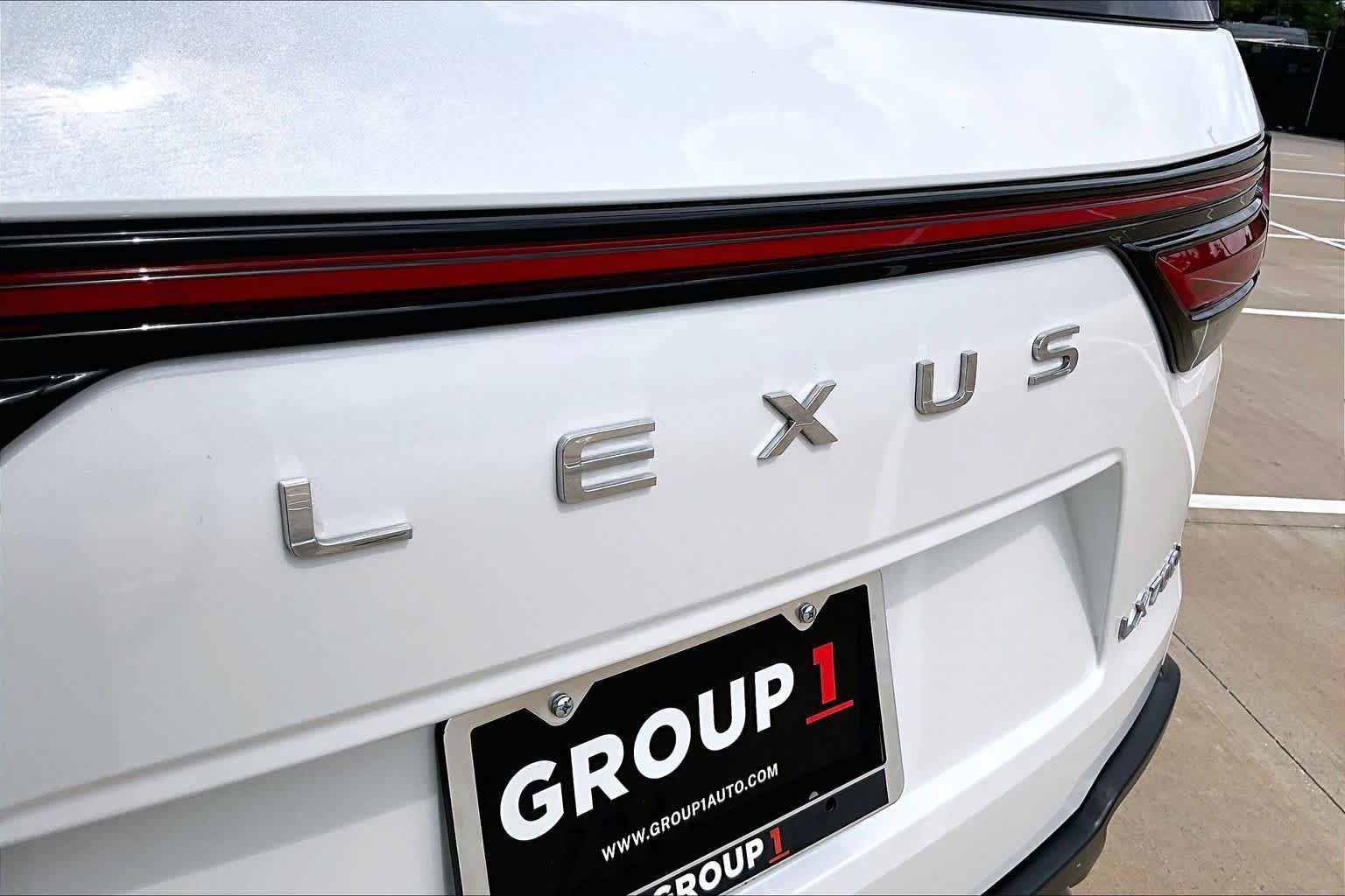 Certified 2025 Lexus LX 700h Luxury w/ Appearance Package AWD/4WD image 31