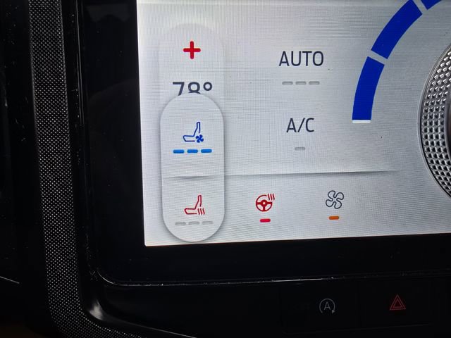 Used 2022 Ford Expedition Platinum image 24