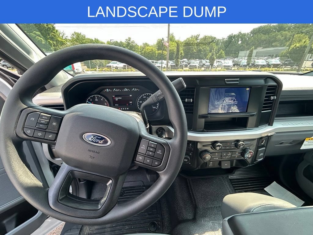 New 2026 Ford F550 4x4 Crew Cab image 17