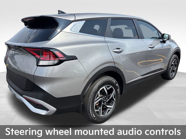 Used 2023 Kia Sportage LX AWD/4WD image 8