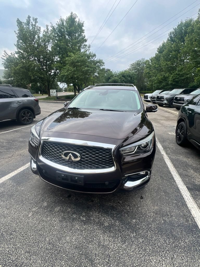 Used 2019 INFINITI QX60 Luxe w/ Sensory Package AWD/4WD video 1