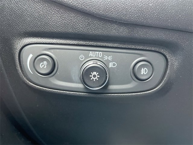 Used 2020 Chevrolet Equinox LT image 17