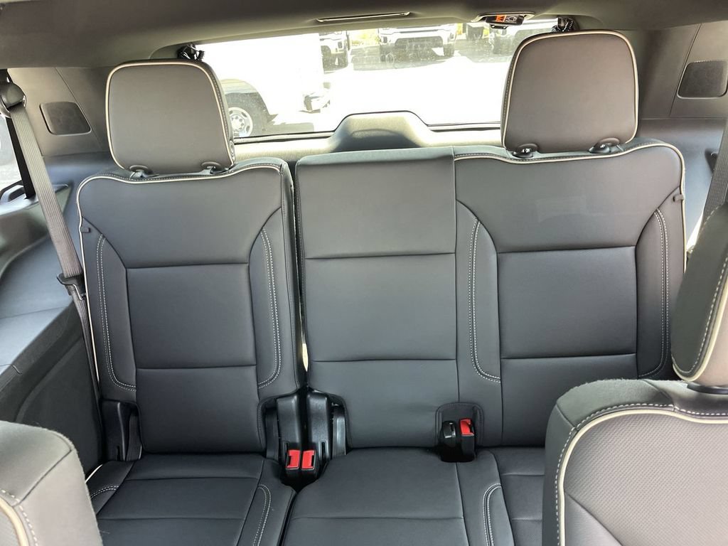New 2026 Chevrolet Tahoe Premier w/ Sun And Tow Package AWD/4WD image 24