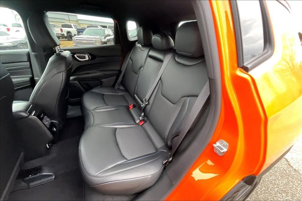 New 2026 Jeep Compass Latitude AWD/4WD image 10