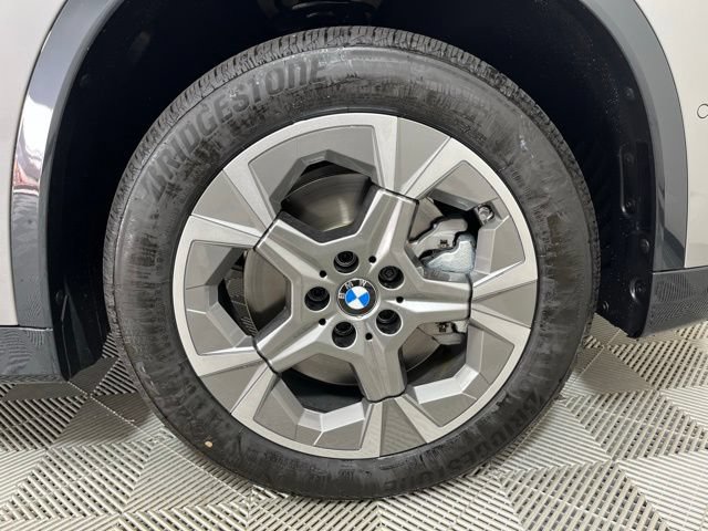 Used 2026 BMW X1 xDrive28i w/ Technology Package AWD/4WD image 25