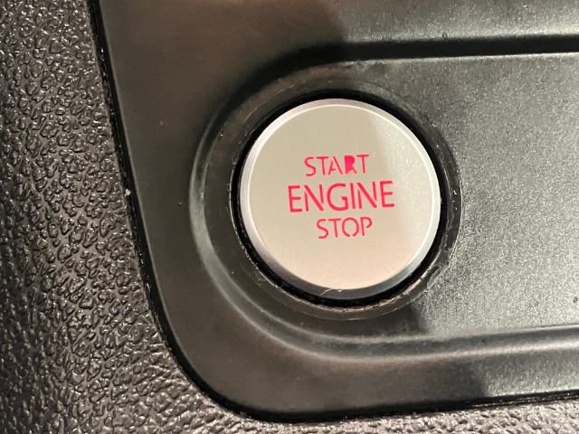 Used 2017 Volkswagen Tiguan Wolfsburg Edition image 25