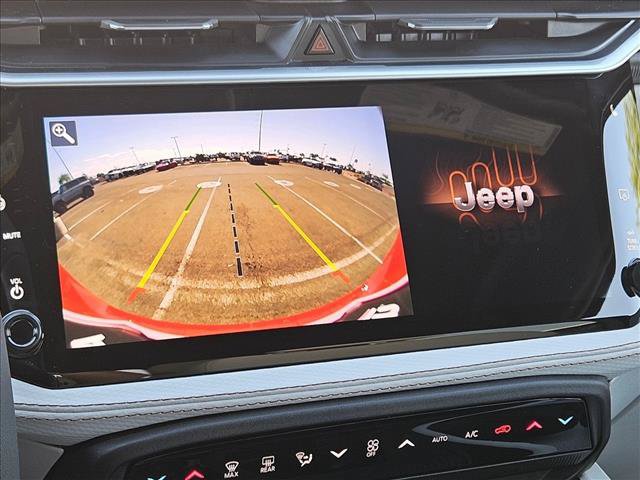 Certified 2026 Jeep Cherokee Limited AWD/4WD image 17