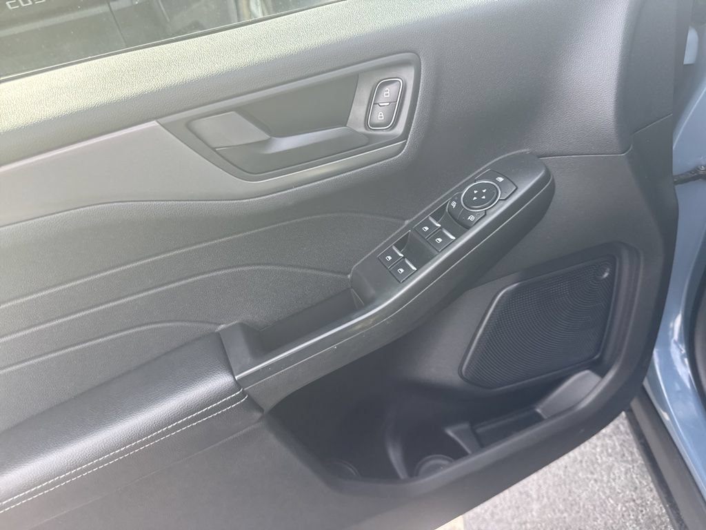 Used 2023 Ford Escape Active FWD image 11