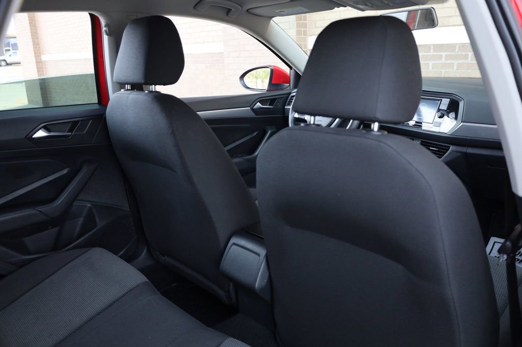 Used 2020 Volkswagen Jetta S image 21