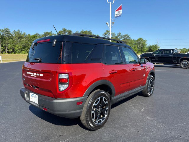 Used 2024 Ford Bronco Sport Outer Banks image 3